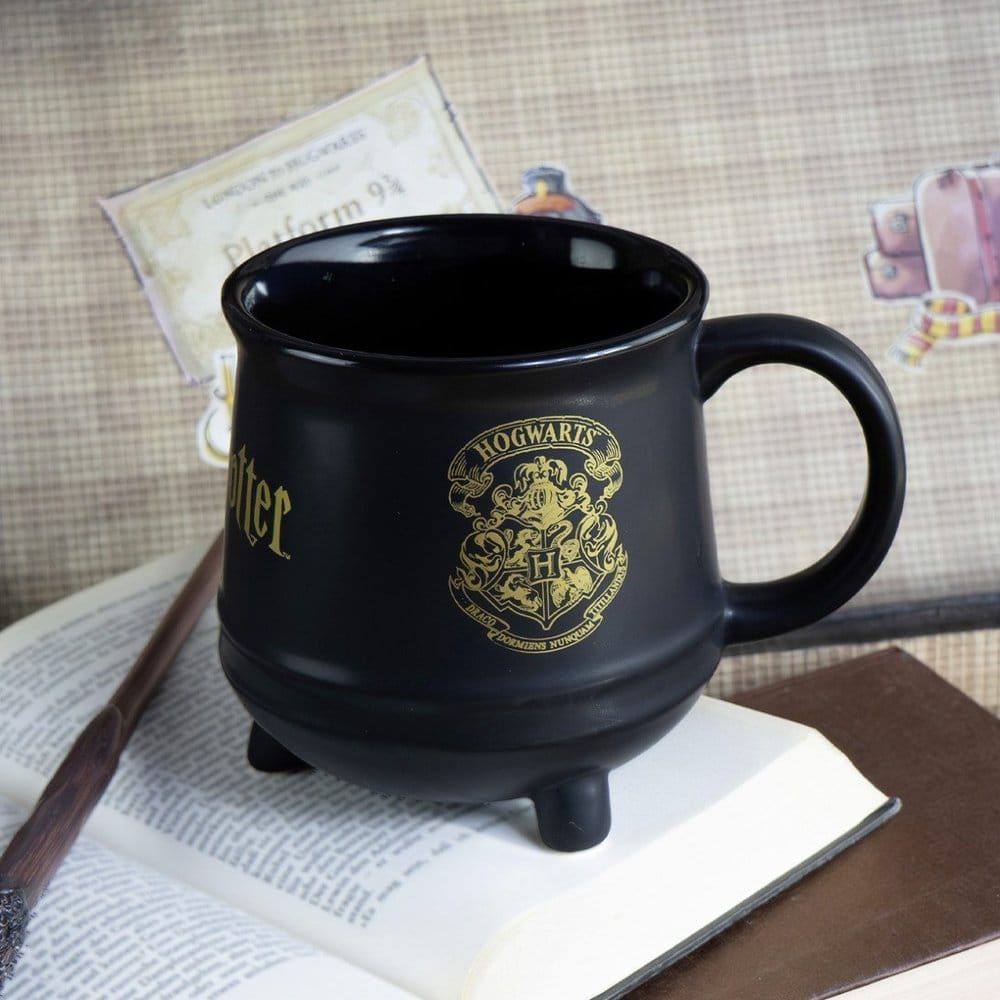 Harry Potter Taza Hogwarts Crest Cauldron Design 560ml
