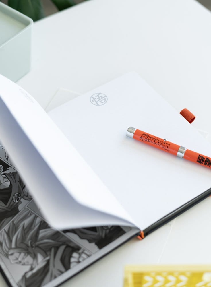 Dragon Ball Cuaderno Premium A5 con bolígrafo proyector Super Goku