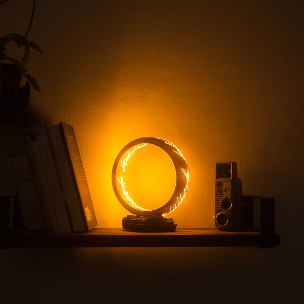 El Señor de los Anillos Lámpara con USB-C One Ring - Z POP Toys