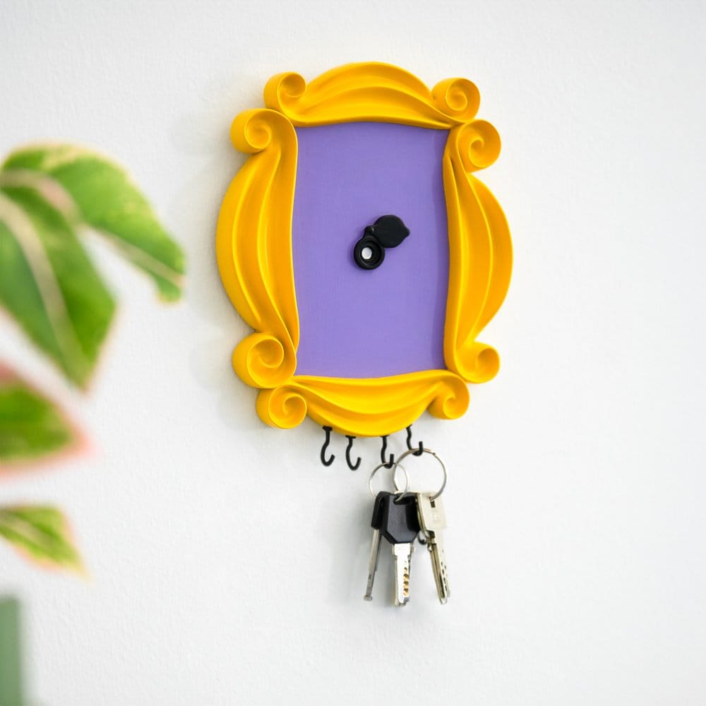 Friends Marco Llavero de pared 15 cm
