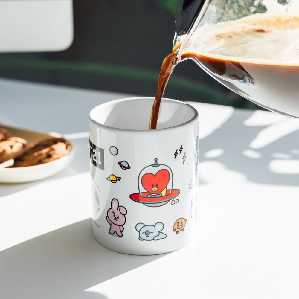BT21 Taza Universtar 350 ml
