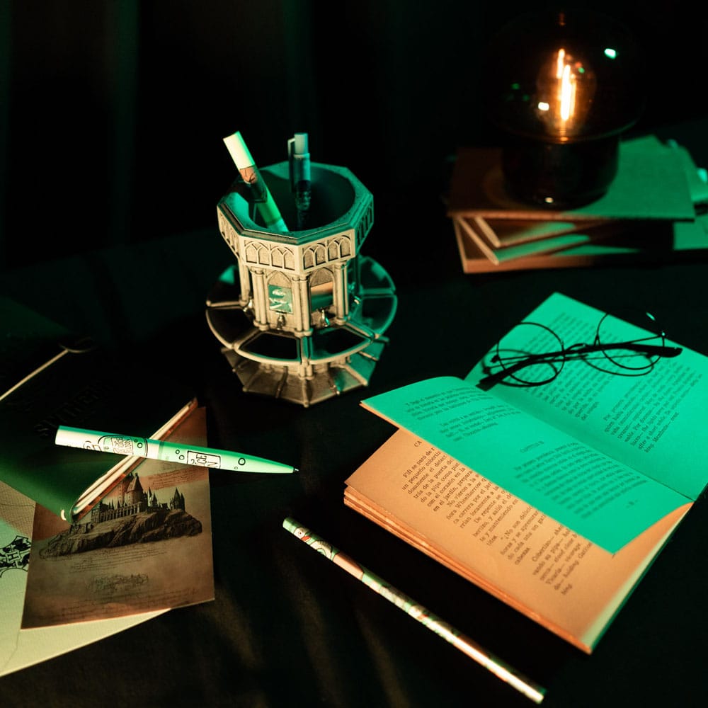 Harry Potter Portabolígrafos incl. Kit de Papelería - Z POP Toys