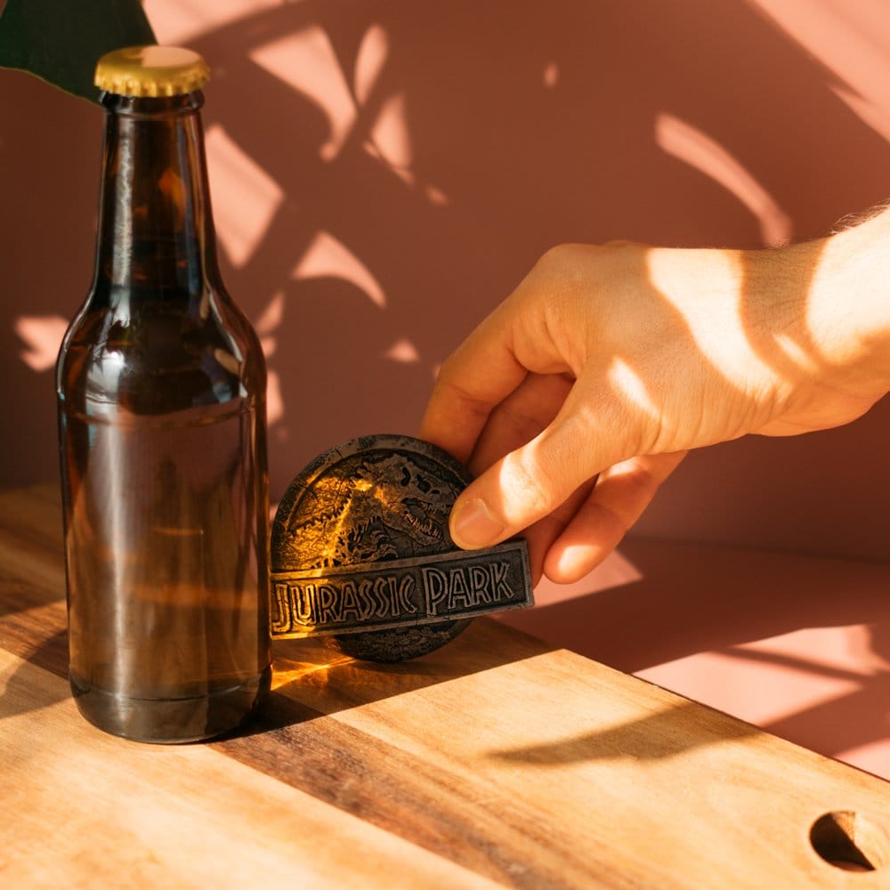 Jurassic Park Imán con Abridor de Botellas 8 cm