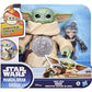 Star Wars: The Mandalorian & Grogu Figura Electrónica Grogu Abrazador & Anzellano 17 cm
