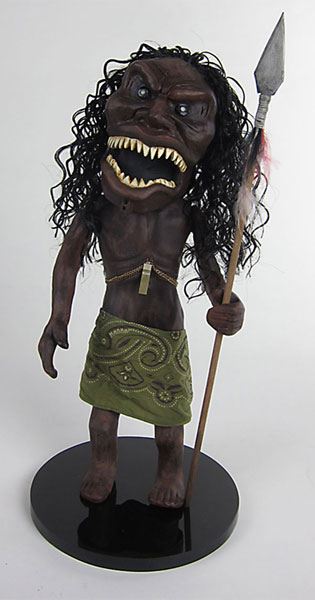Los Enigmas de Karen Estatua Zuni Warrior 38 cm - Z POP Toys