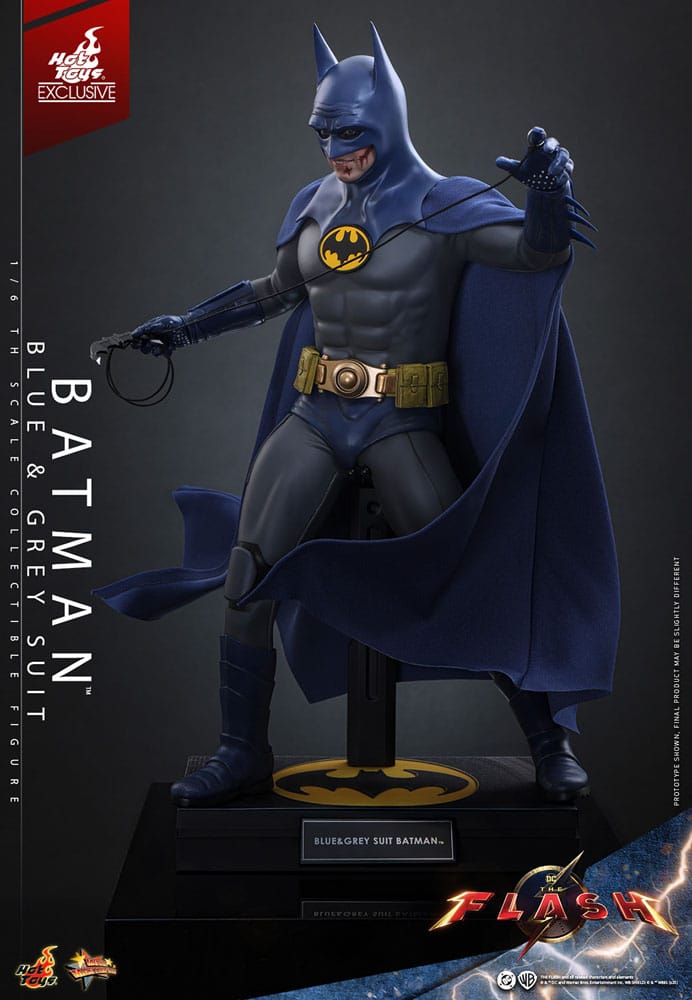 The Flash Figura Movie Masterpiece 1/6 Batman (Blue & Grey Suit) Limited Edition Hot Toys Exclusive 30 cm