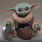 Star Wars: The Mandalorian & Grogu Figura a escala real Grogu 38 cm