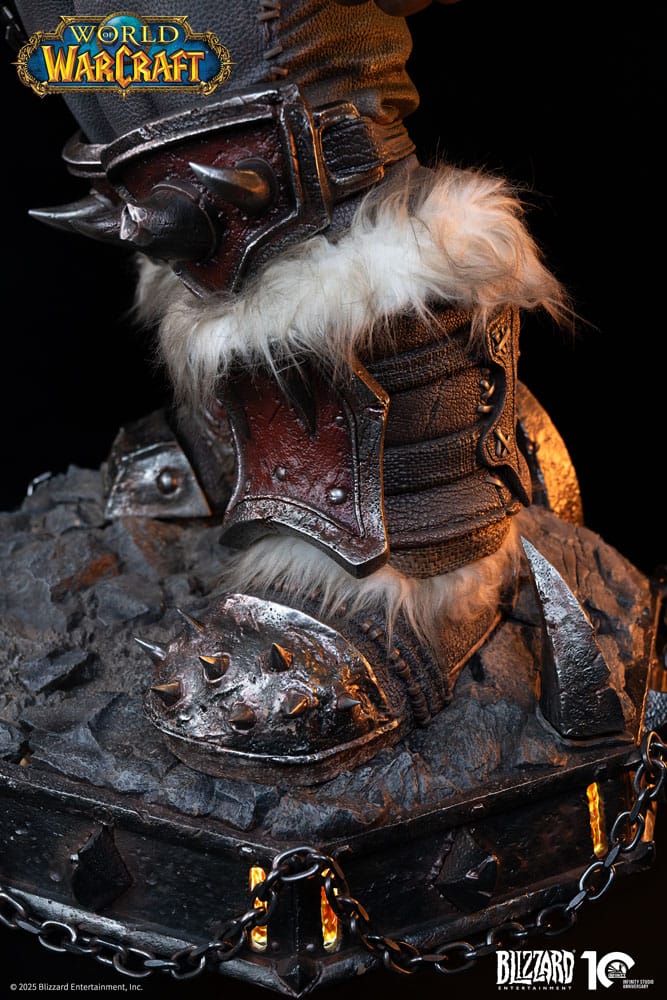 World of Warcraft Estatua 1/3 Garrosh Hellscream 138 cm