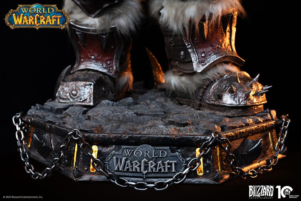 World of Warcraft Estatua 1/3 Garrosh Hellscream 138 cm