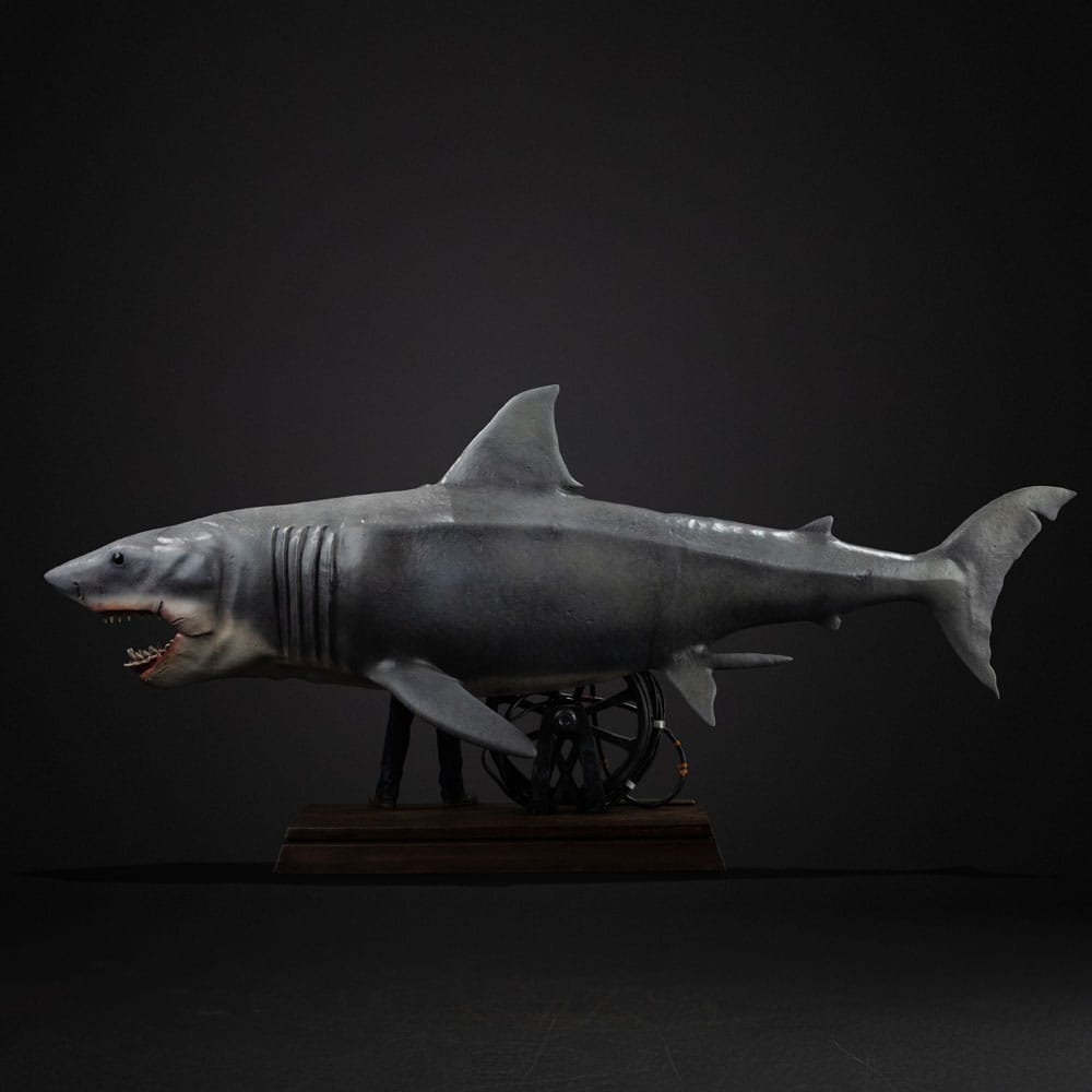 Jaws Estatua 1/10 Deluxe Art Scale Steven Spielberg Jaws 50th anniversary 27 cm - Z POP Toys