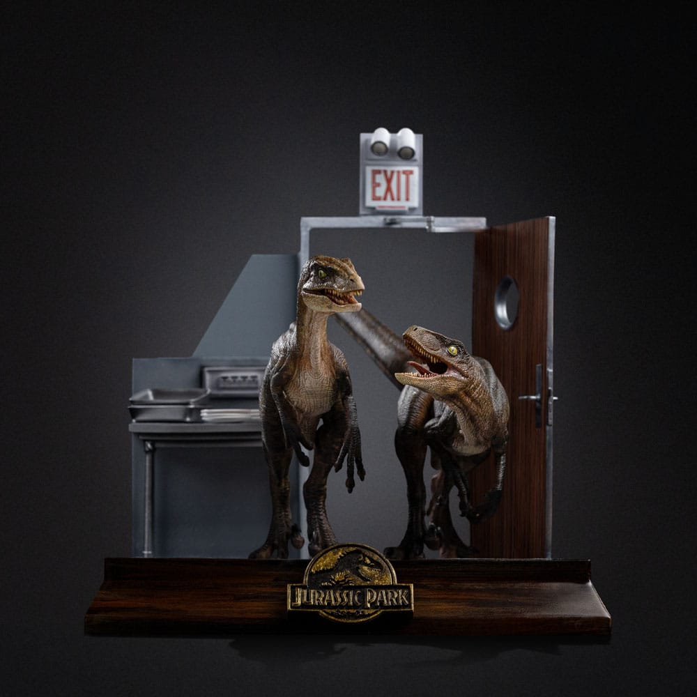 Jurassic Park Estatua 1/10 Art Scale Raptors at the Kitchen's Door 28 cm - Z POP Toys