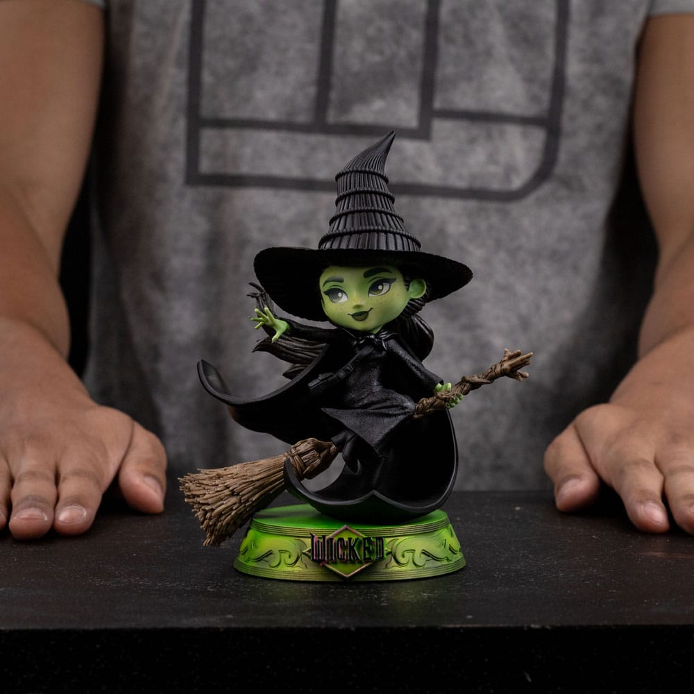 Wicked Minifigura Mini Co. PVC Elphaba 18 cm - Z POP Toys