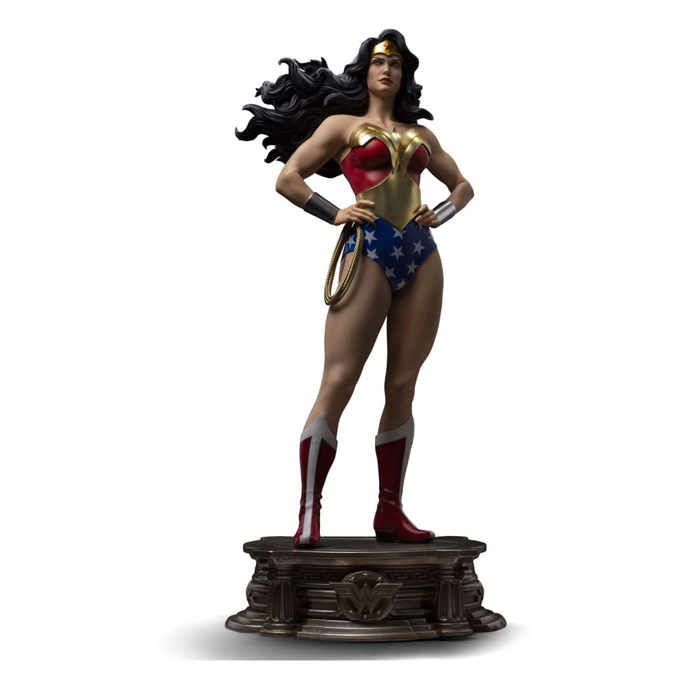 DC Comics Estatua Legacy Replica 1/4 Wonder Woman 56 cm - Z POP Toys