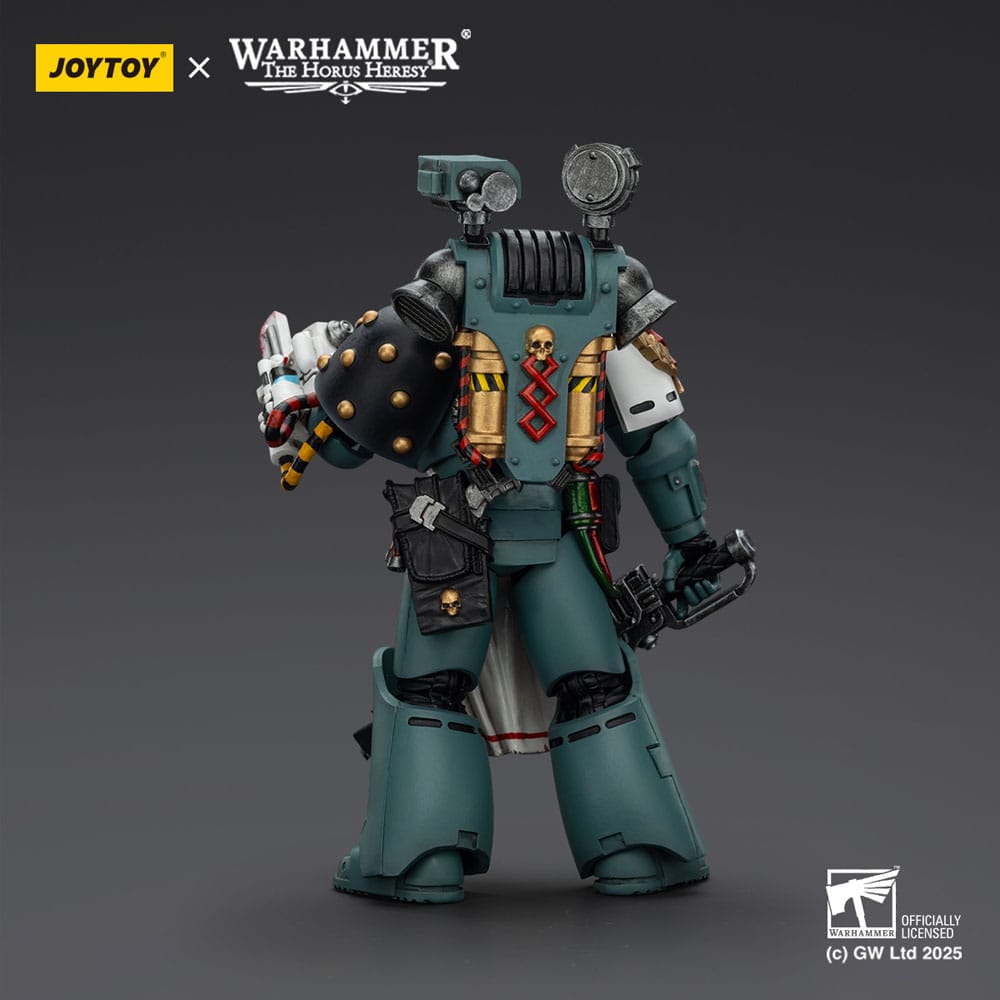Warhammer 40,000: Sons of Horus Figura Legion Apothecary 12 cm - Z POP Toys