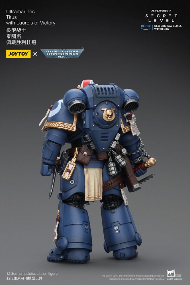 Warhammer 40,000 Figura Ultramarines Titus with Laurels of Victory 13 cm - Z POP Toys