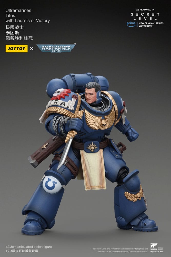 Warhammer 40,000 Figura Ultramarines Titus with Laurels of Victory 13 cm - Z POP Toys