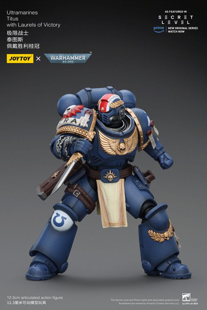 Warhammer 40,000 Figura Ultramarines Titus with Laurels of Victory 13 cm - Z POP Toys