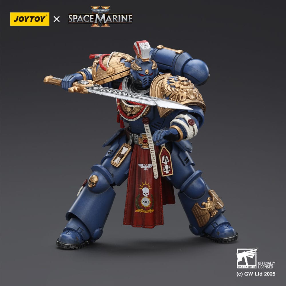 Warhammer 40,000: Space Marine 2 Figura Ultramarines Relic Primus Armourwith Plasma Pistol and Combat Blade 13 cm - Z POP Toys