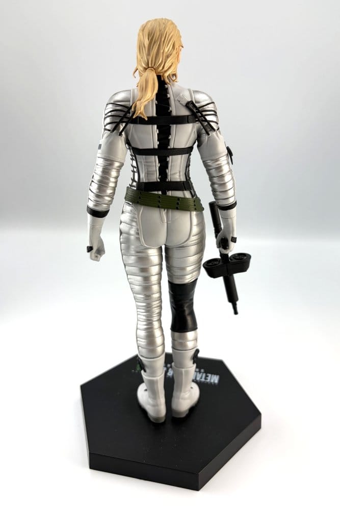 Metal Gear Solid: Snake Eater Figura PVC The Boss 20 cm