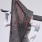 Silent Hill 2 Estatua Oshi Works PVC 1/7 Red Pyramid Thing 26 cm - Z POP Toys