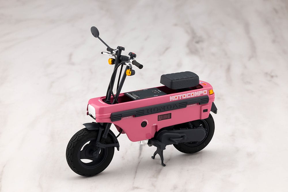 Sousai Shojo Teien Plastic Model Kit 1/10 Emma Koishikawa Nocturne with Honda AB12 Motocompo 14 cm - Z POP Toys