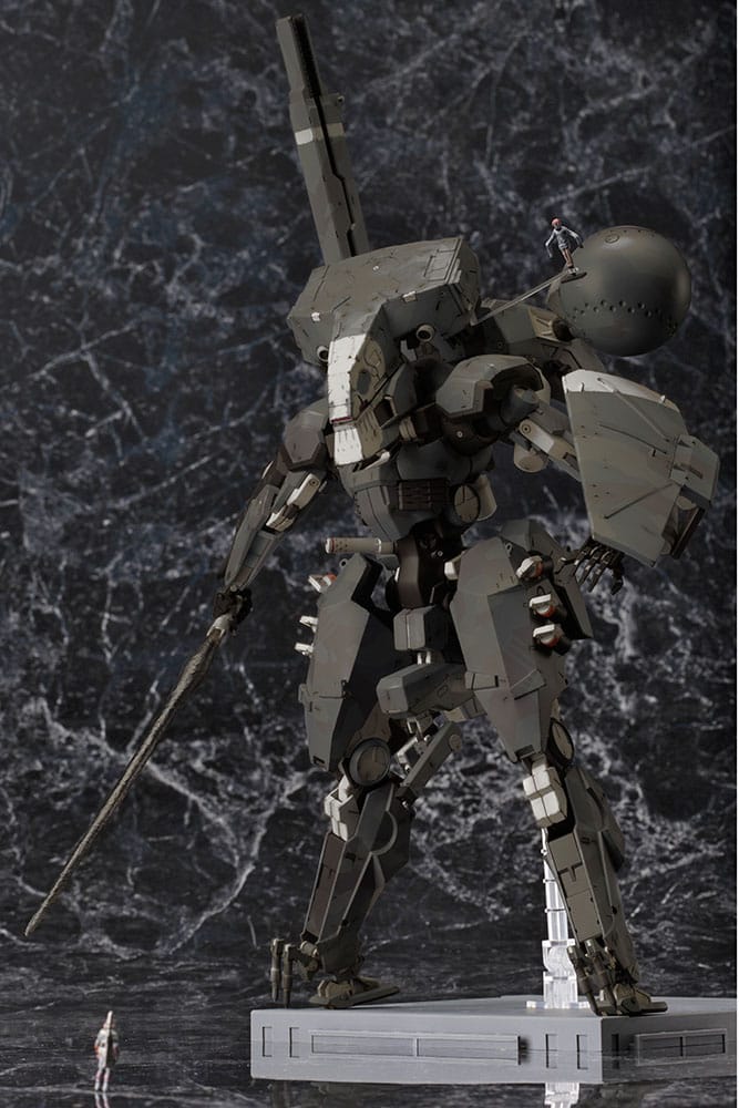 Metal Gear Solid V Maqueta Plastic Model Kit 1/100 Metal Gear Sahelanthropus Black Ver. 36 cm - Z POP Toys