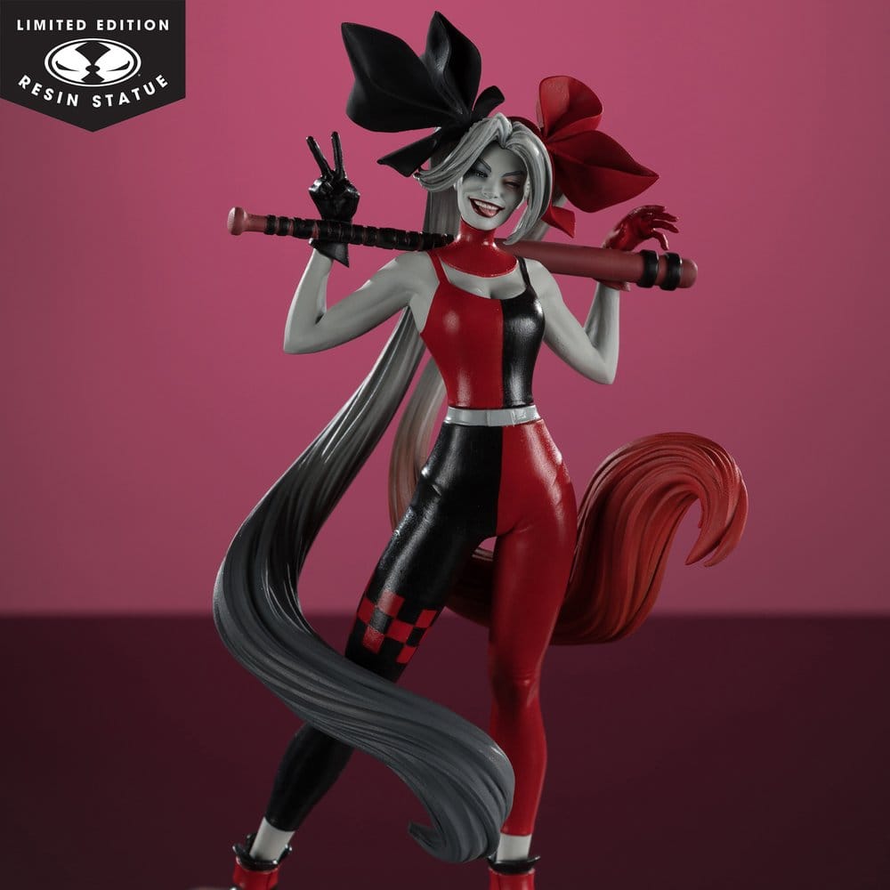 DC Direct Harley Quinn: Red, White & Black Estatua 1/10 Harley Quinn by Alex Garner 21 cm