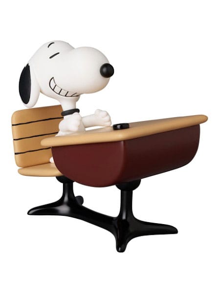 Peanuts Minifigura UDF Serie 18 Snoopy with desk 9 cm