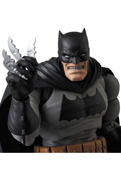 Batman Figura MAFEX Batman (TDKR) 16 cm (re-run)