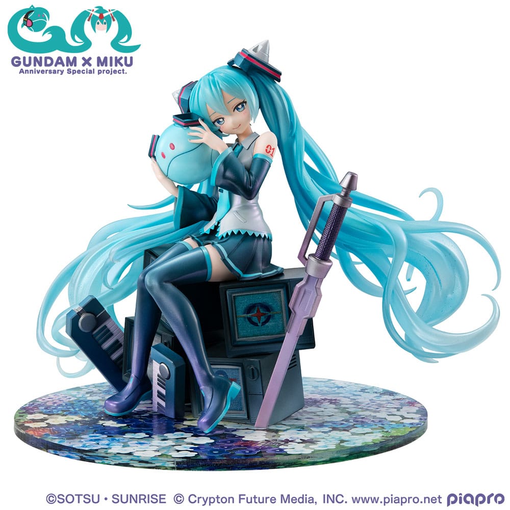 Mobile Suit Gundam x Hatsune Miku Estatua PVC Lucrea Hatsune Miku x OO Gundam 45th Anniversary 17 cm - Z POP Toys