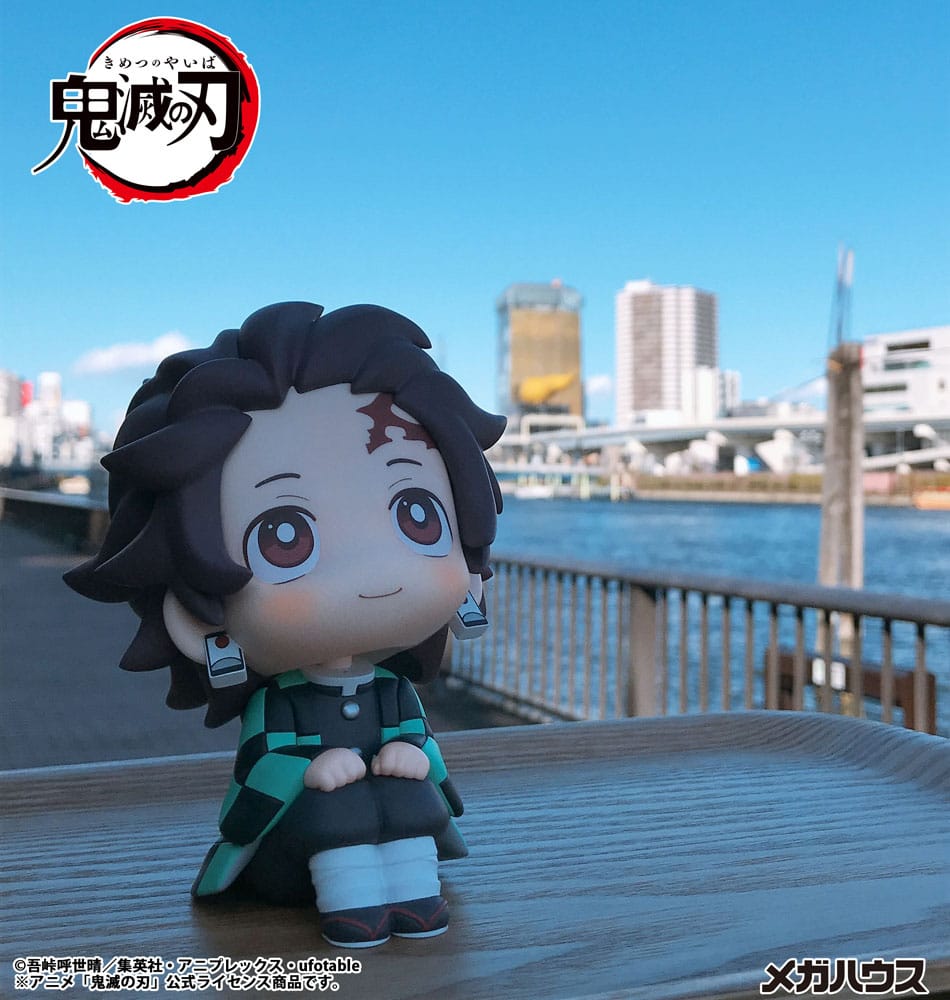 Demon Slayer Kimetsu no Yaiba Estatua PVC Look Up Tanjiro Kamado 11 cm - Z POP Toys