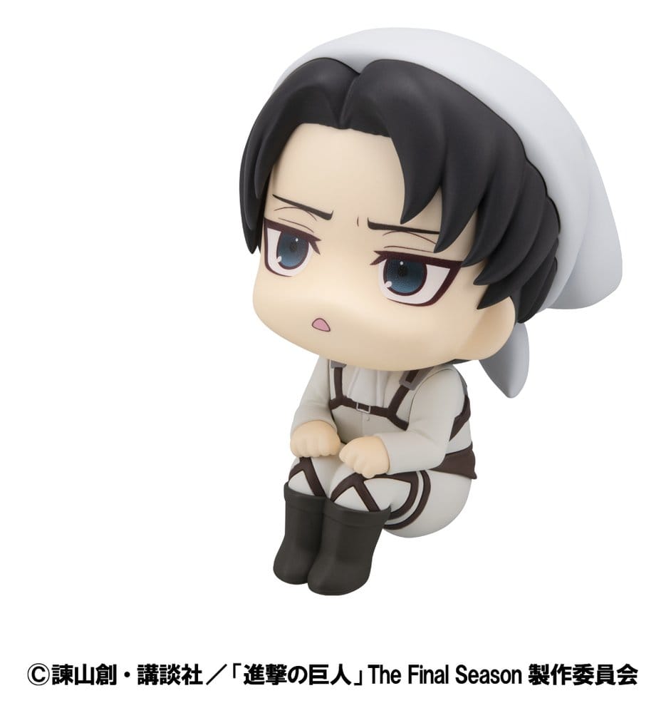 Attack on Titan Estatua PVC Look Up Levi Cleaning up Ver. 11 cm