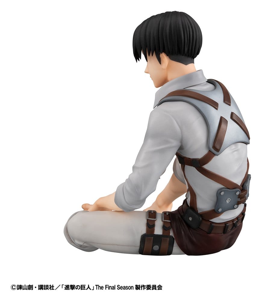 Attack on Titan Figura PVC G.E.M. Series Squad Captain Levi Palm Size 9 cm