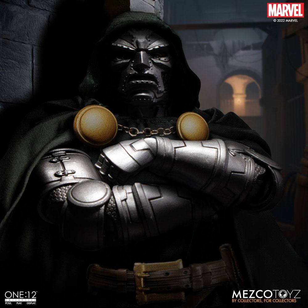 Marvel Figura 1/12 Doctor Doom 17 cm