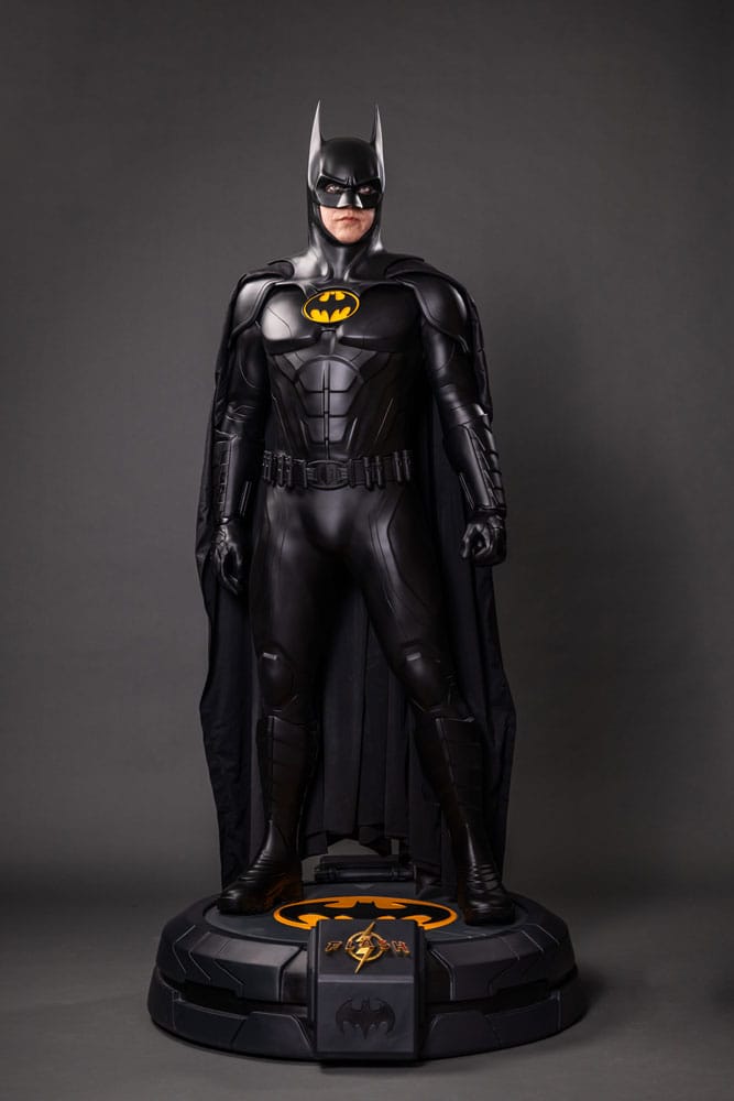 The Flash Estatua tamaño real Batman Keaton 2 211 cm