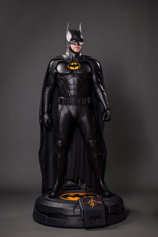 The Flash Estatua tamaño real Batman Keaton 2 211 cm