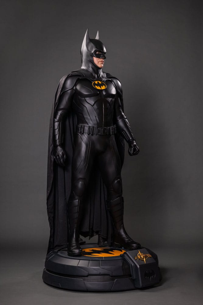The Flash Estatua tamaño real Batman Keaton 2 211 cm