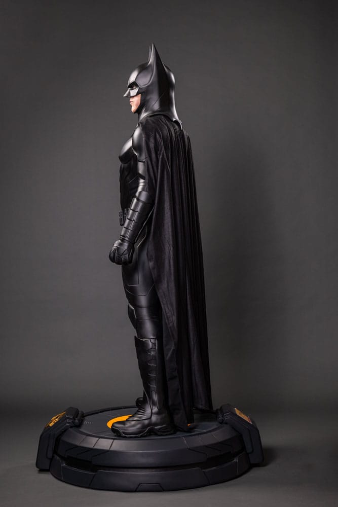 The Flash Estatua tamaño real Batman Keaton 2 211 cm