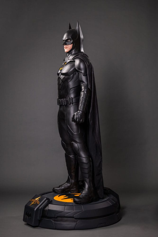 The Flash Estatua tamaño real Batman Keaton 2 211 cm