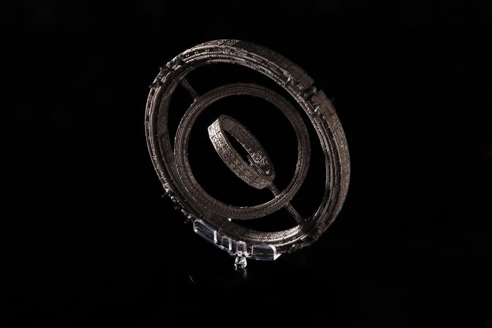 Fundación Die-Cast The Invictus Spaceship 20 cm - Z POP Toys