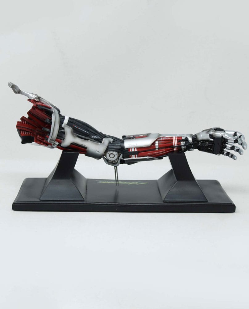 Cyberpunk: Edgerunners Réplica Silverhand Arm 30 cm