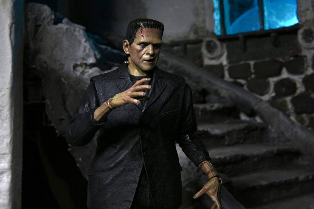 Universal Monsters Figura Ultimate Frankenstein's Monster (Color) 18 cm