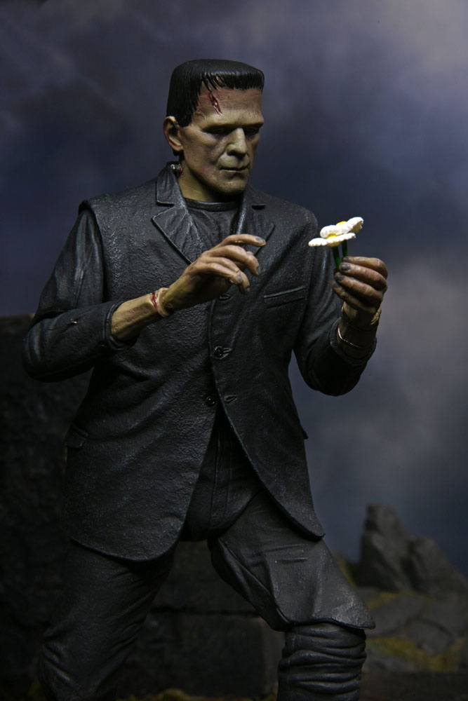 Universal Monsters Figura Ultimate Frankenstein's Monster (Color) 18 cm