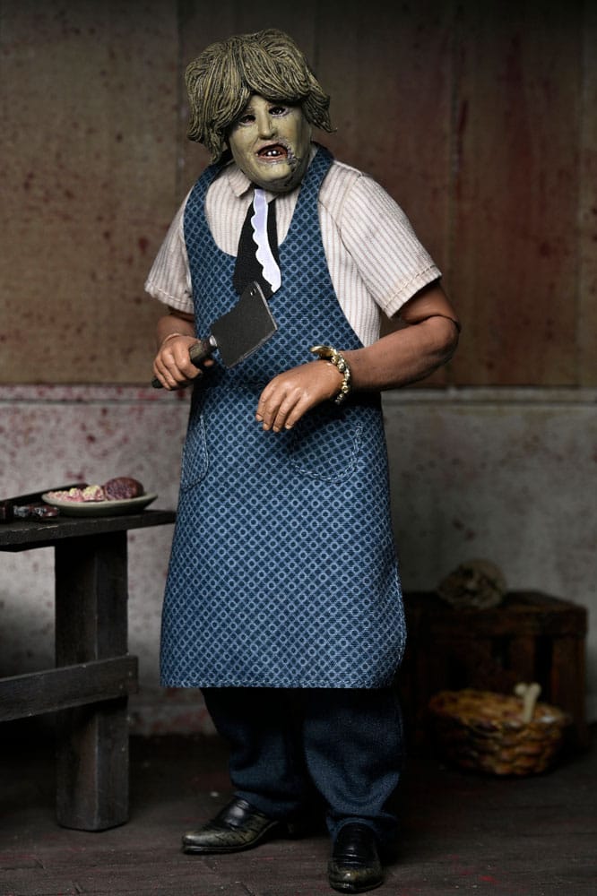 La Matanza de Texas Clothed Figura Leatherface with Old Lady Mask 20 cm - Z POP Toys