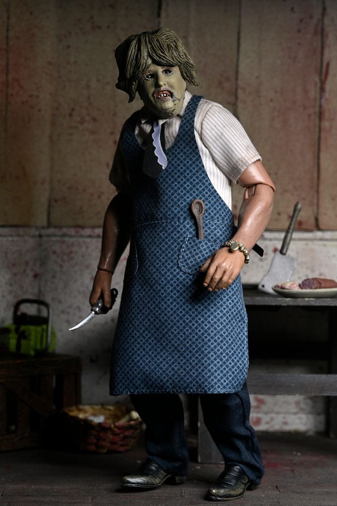 La Matanza de Texas Clothed Figura Leatherface with Old Lady Mask 20 cm - Z POP Toys