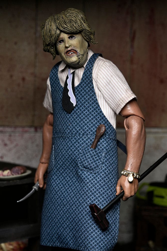 La Matanza de Texas Clothed Figura Leatherface with Old Lady Mask 20 cm - Z POP Toys