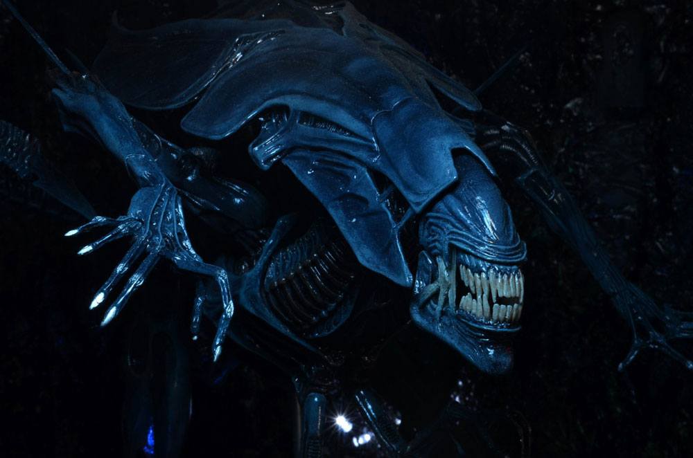 Aliens Figura Ultra Deluxe Alien Queen 38 cm