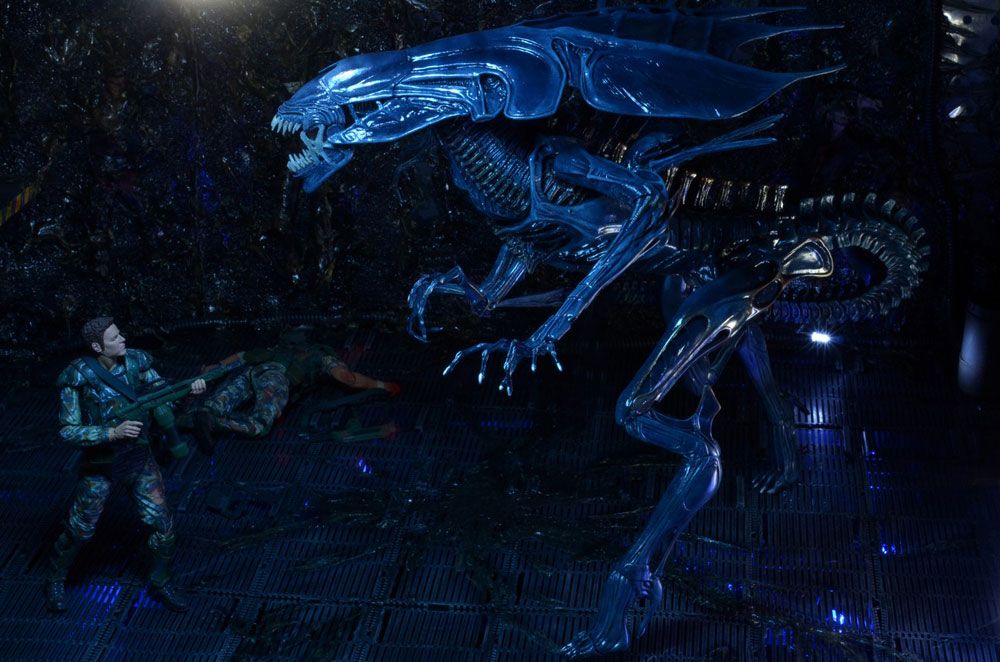 Aliens Figura Ultra Deluxe Alien Queen 38 cm