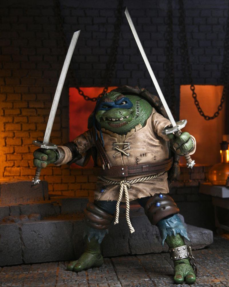 Universal Monsters x Teenage Mutant Ninja Turtles Figura Ultimate Leonardo as The Hunchback 18 cm