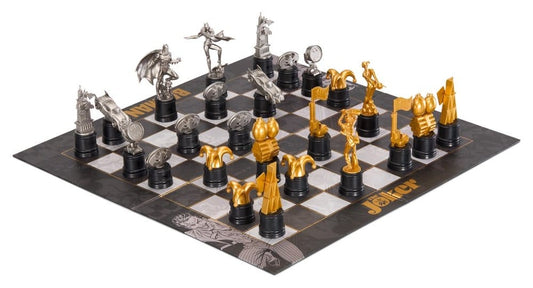 DC Comics Juego de Ajedrez Batman vs. The Joker 47 cm